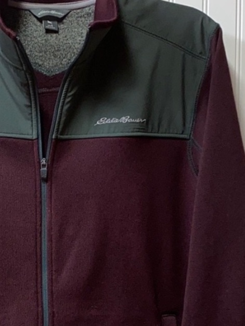 Eddie Bauer Zip Jacket L